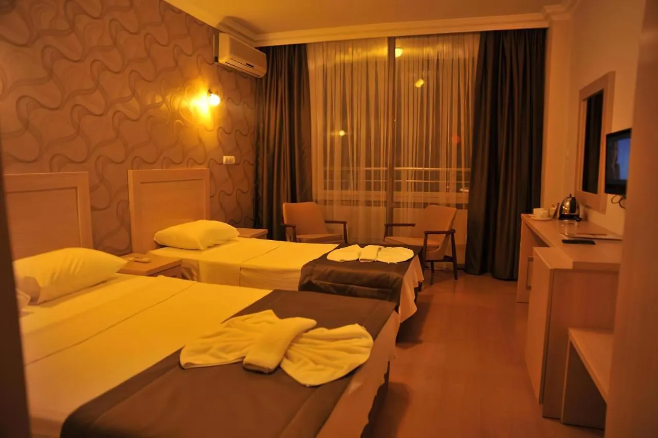 Letoon Hotel Altinkum   Altinkum (Aydin)